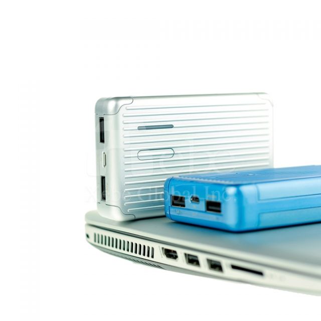 質感造型移動電源 金屬行動電源