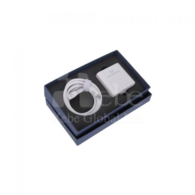 訂造快充叉電器 65W三孔USB charger